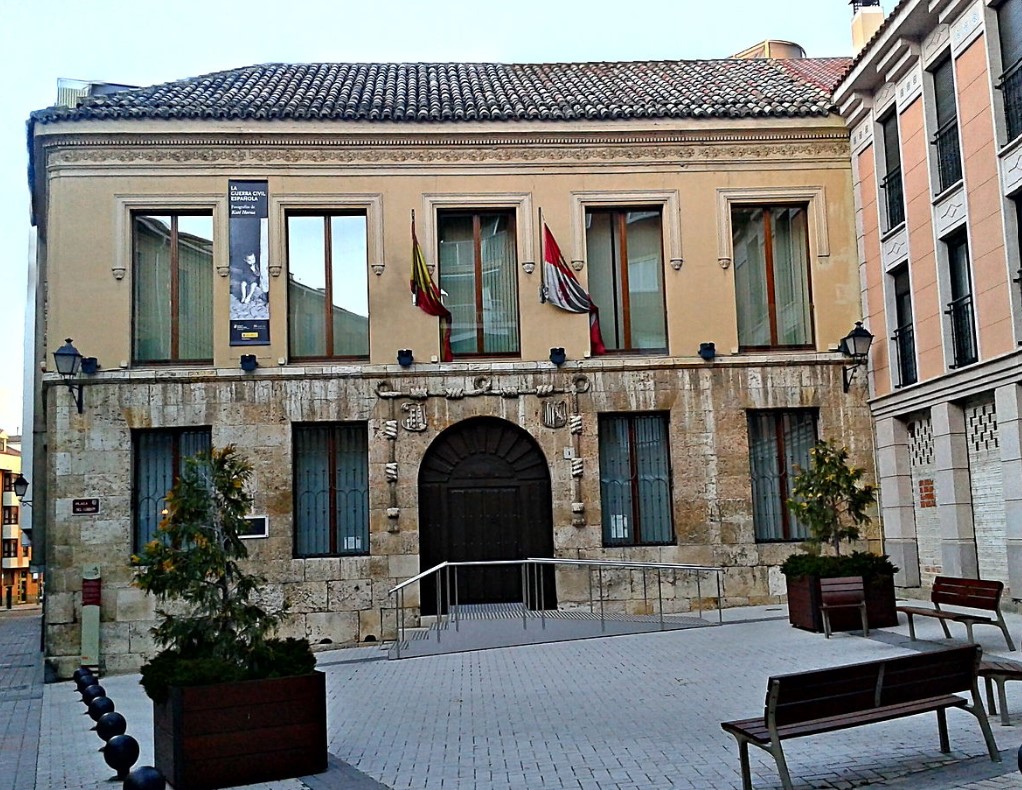MUSEO DE PALENCIA EN LA PLAZA DEL CORDON